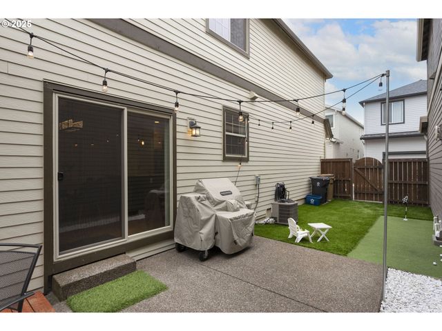 28717 Sw FINLAND Ave, Wilsonville, OR 97070