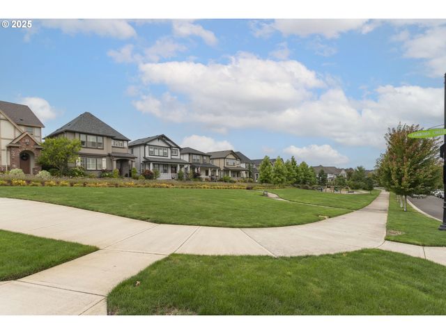 28717 Sw FINLAND Ave, Wilsonville, OR 97070