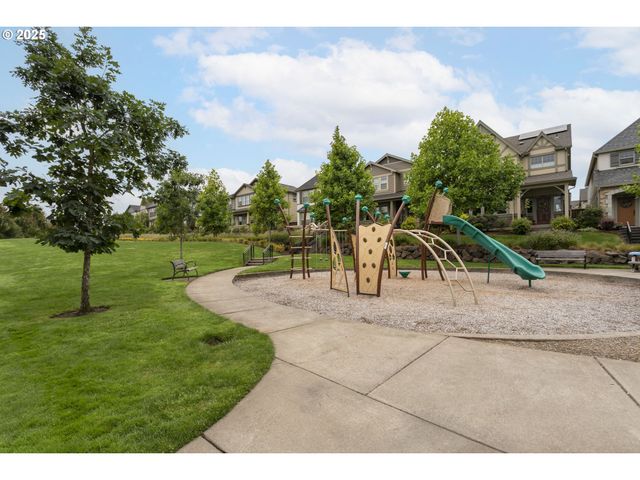 28717 Sw FINLAND Ave, Wilsonville, OR 97070