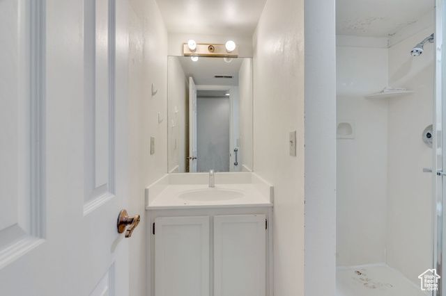 4299 IVY LN, Provo, UT 84604
