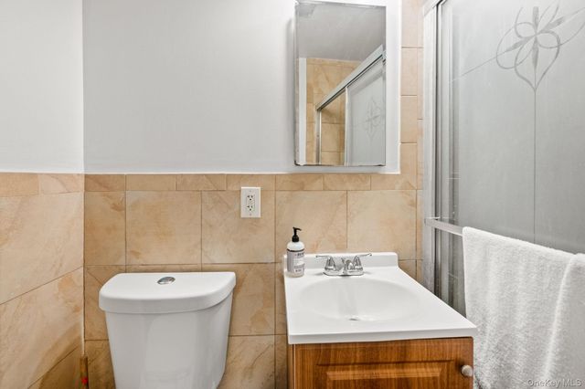 754 Calhoun Avenue, Bronx, NY 10465