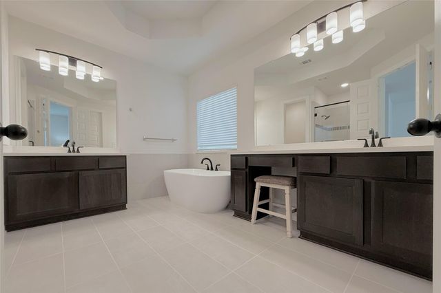 23743 Blackhaw Blossom Lane, Katy, TX 77493