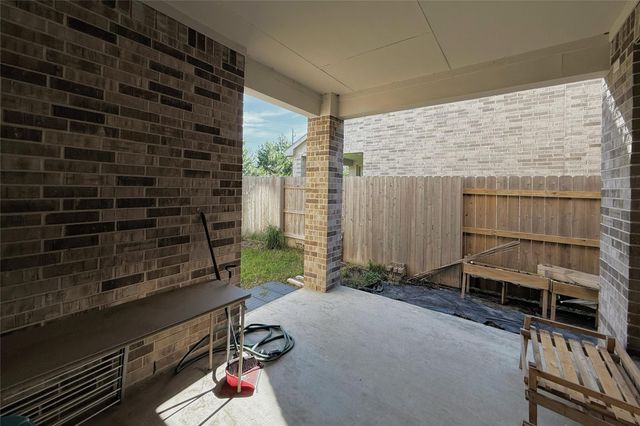 23743 Blackhaw Blossom Lane, Katy, TX 77493
