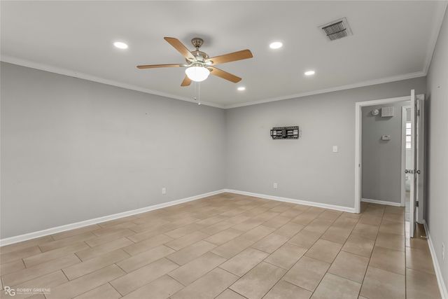 9346 Shartel Drive, Shreveport, LA 71118