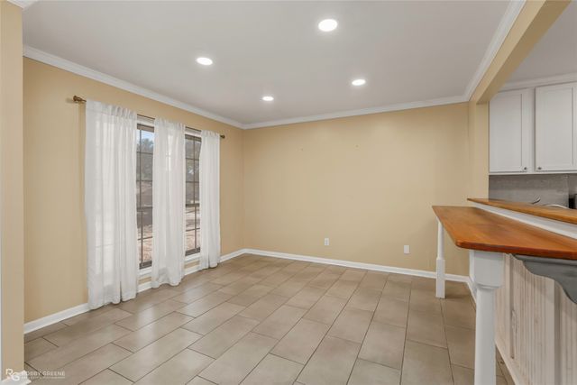 9346 Shartel Drive, Shreveport, LA 71118