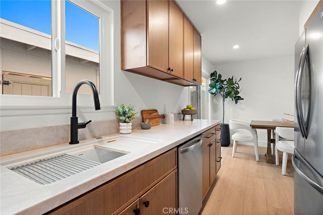 19791 Cambridge Lane, Huntington Beach, CA 92646