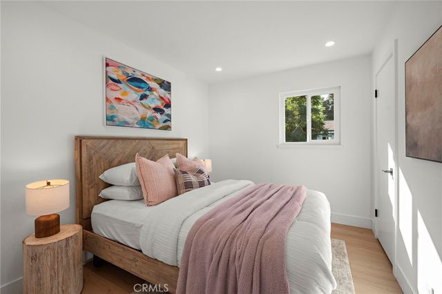 19791 Cambridge Lane, Huntington Beach, CA 92646