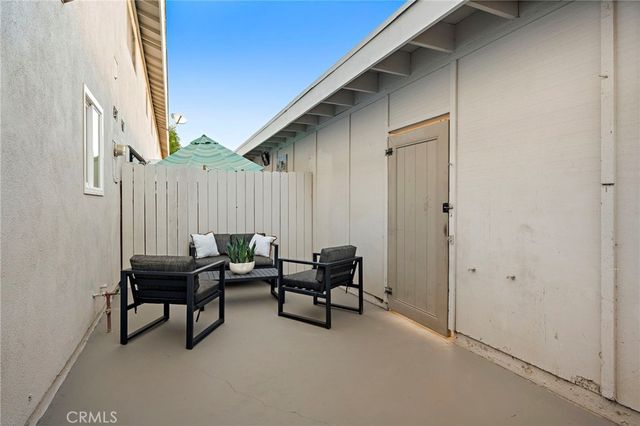 19791 Cambridge Lane, Huntington Beach, CA 92646