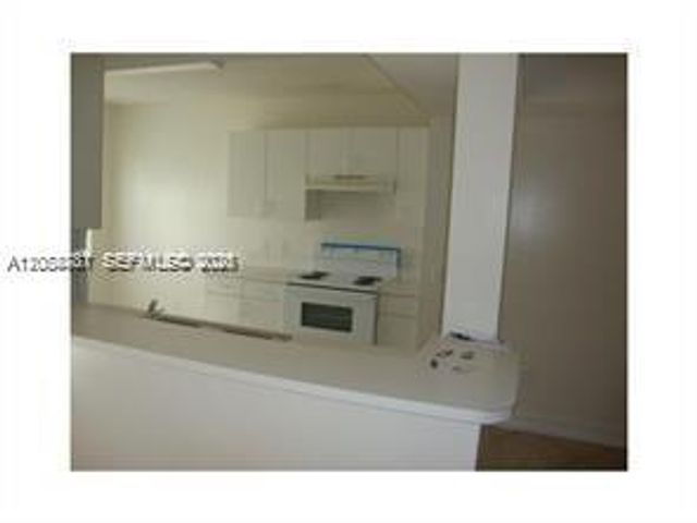 155 NW 96th Terrace 2-202, Pembroke Pines, FL 33024