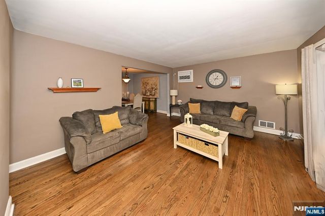 243 Devon Road, Twp Of Washington, NJ 07676