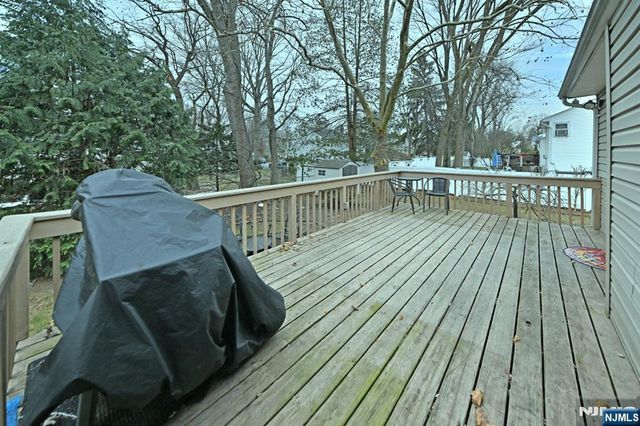 243 Devon Road, Twp Of Washington, NJ 07676