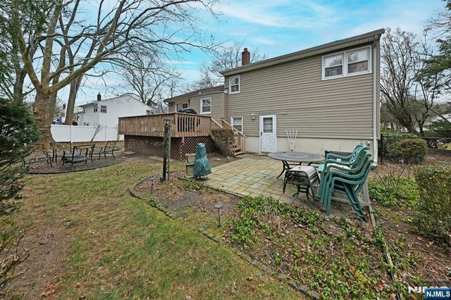 243 Devon Road, Twp Of Washington, NJ 07676
