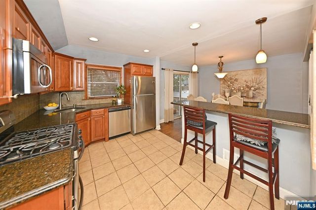 243 Devon Road, Twp Of Washington, NJ 07676