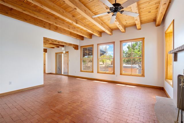 11 Cuesta Lane, Santa Fe, NM 87508