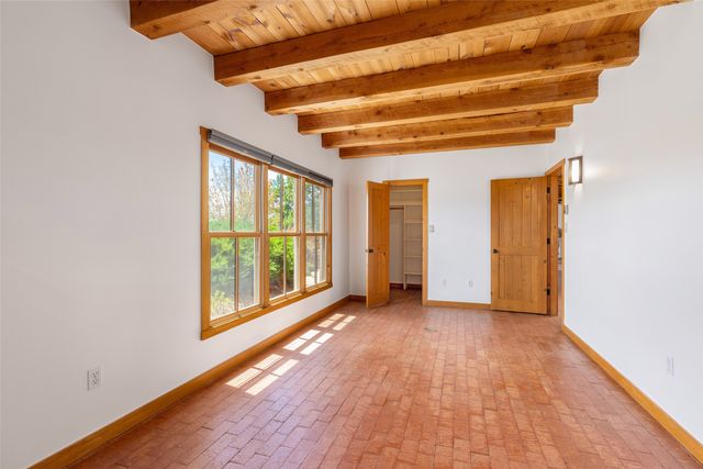 11 Cuesta Lane, Santa Fe, NM 87508