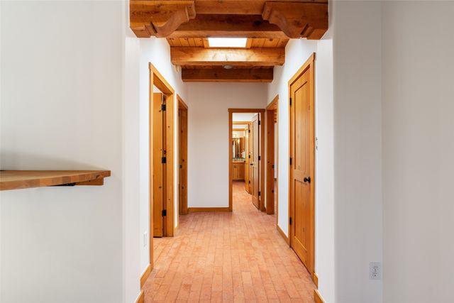 11 Cuesta Lane, Santa Fe, NM 87508