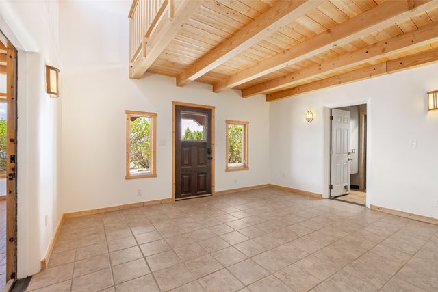 11 Cuesta Lane, Santa Fe, NM 87508