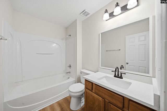 27 Robbins egg Court, Columbia, SC 29229