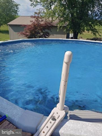 73 HENNE RD, Bernville, PA 19506