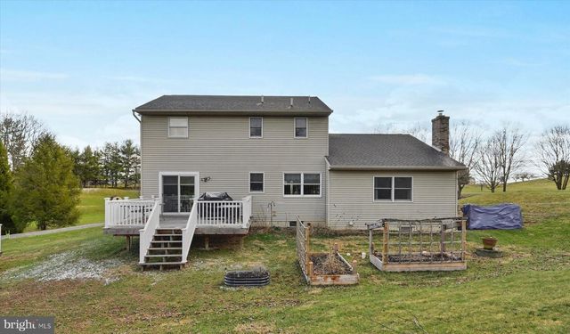 73 HENNE RD, Bernville, PA 19506