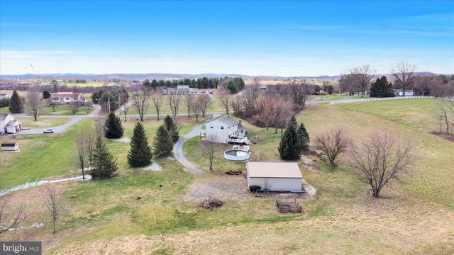 73 HENNE RD, Bernville, PA 19506
