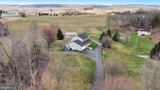 73 HENNE RD, Bernville, PA 19506