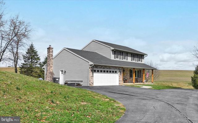 73 HENNE RD, Bernville, PA 19506