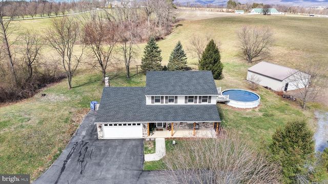 73 HENNE RD, Bernville, PA 19506
