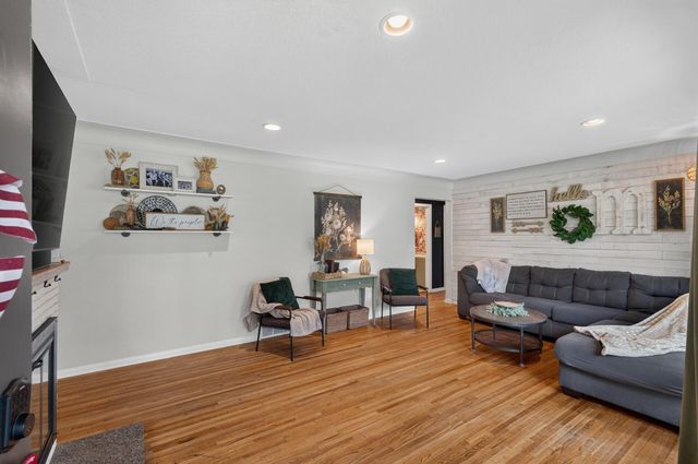 820 Powell Street N, Big Lake, MN 55309