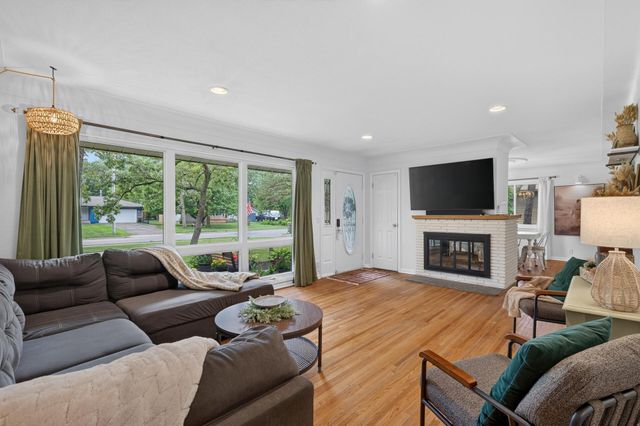 820 Powell Street N, Big Lake, MN 55309