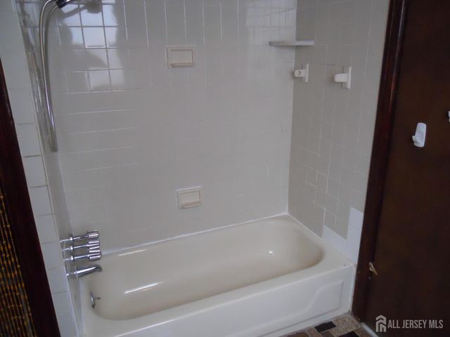 99 Washington Avenue, Carteret, NJ 07008