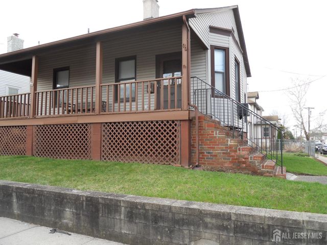 99 Washington Avenue, Carteret, NJ 07008