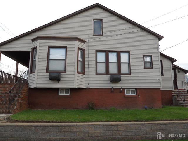 99 Washington Avenue, Carteret, NJ 07008