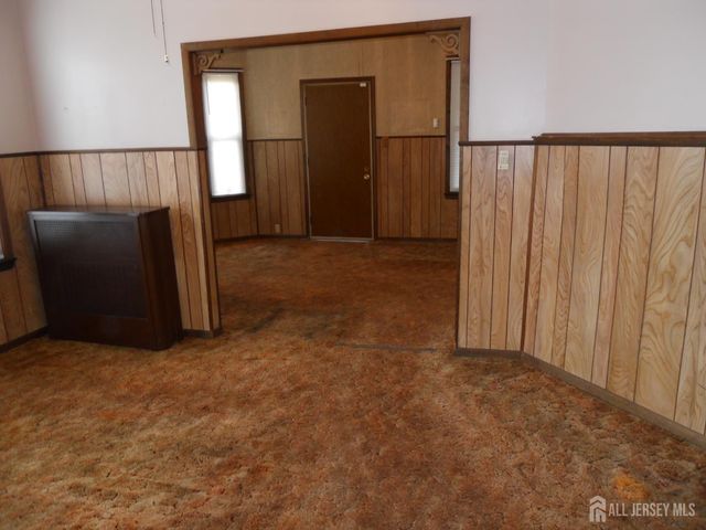 99 Washington Avenue, Carteret, NJ 07008