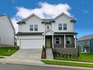 202 Land Breeze Drive, La Vergne, TN 37086