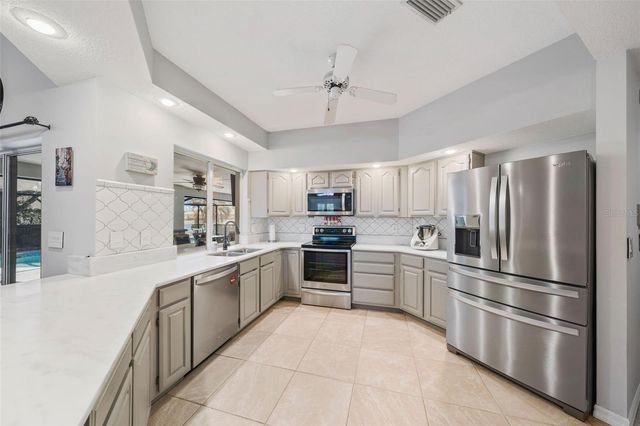 3604 BRIDGEFIELD DRIVE, Lakeland, FL 33803