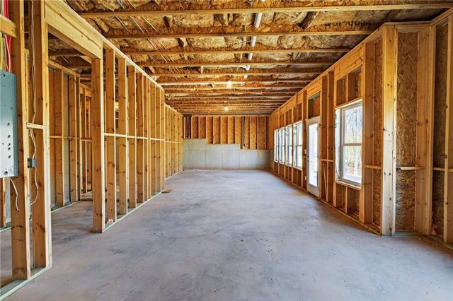 476 Lawson Drive, Mansfield, GA 30055