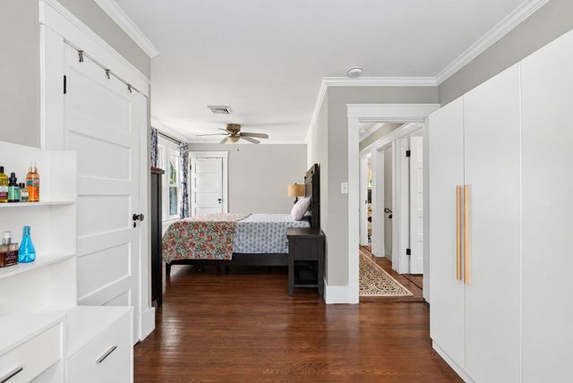50 Lewis St, Franklin, MA 02038