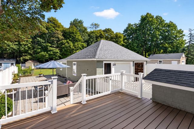 50 Lewis St, Franklin, MA 02038