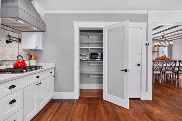 50 Lewis St, Franklin, MA 02038