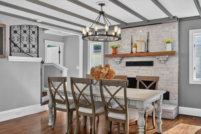 50 Lewis St, Franklin, MA 02038