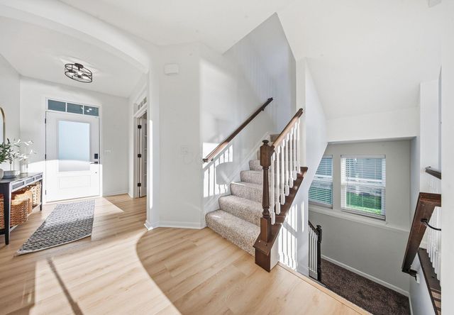 6105 Honey Farm Way, Grove City, OH 43123