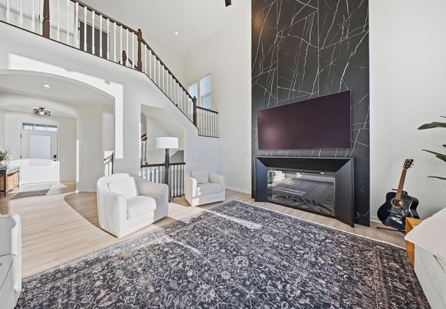 6105 Honey Farm Way, Grove City, OH 43123