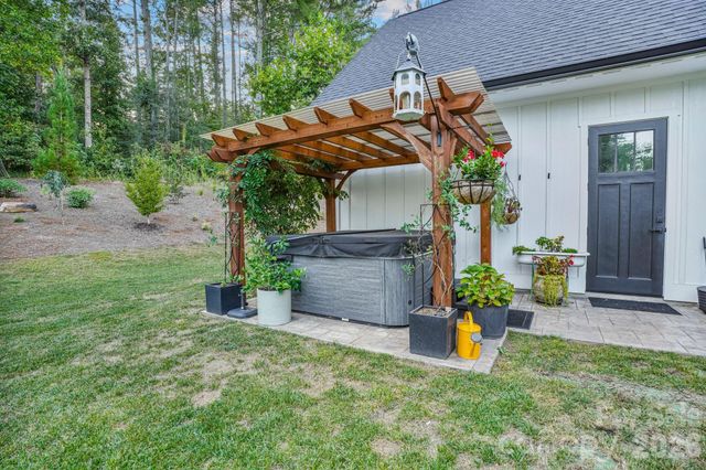 2039 Cane Creek Road, Fletcher, NC 28732