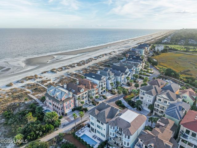 10 Collier Beach Road, Hilton Head Island, SC 29928
