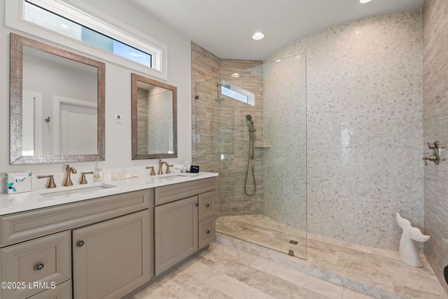 10 Collier Beach Road, Hilton Head Island, SC 29928