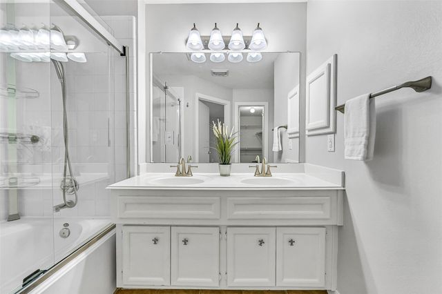 1720 Bevis Street, Houston, TX 77008