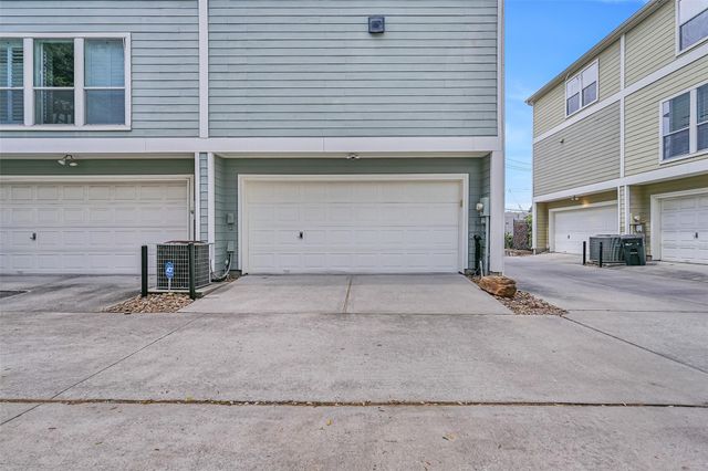 1720 Bevis Street, Houston, TX 77008