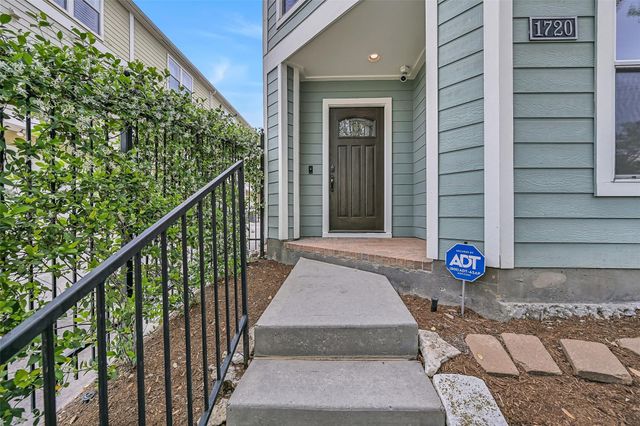 1720 Bevis Street, Houston, TX 77008