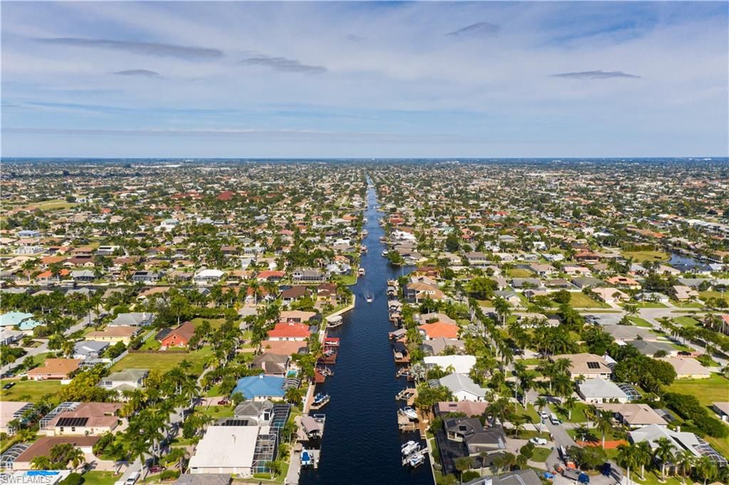 428 NW 9th ST, CAPE CORAL, FL 33993 — photo 5